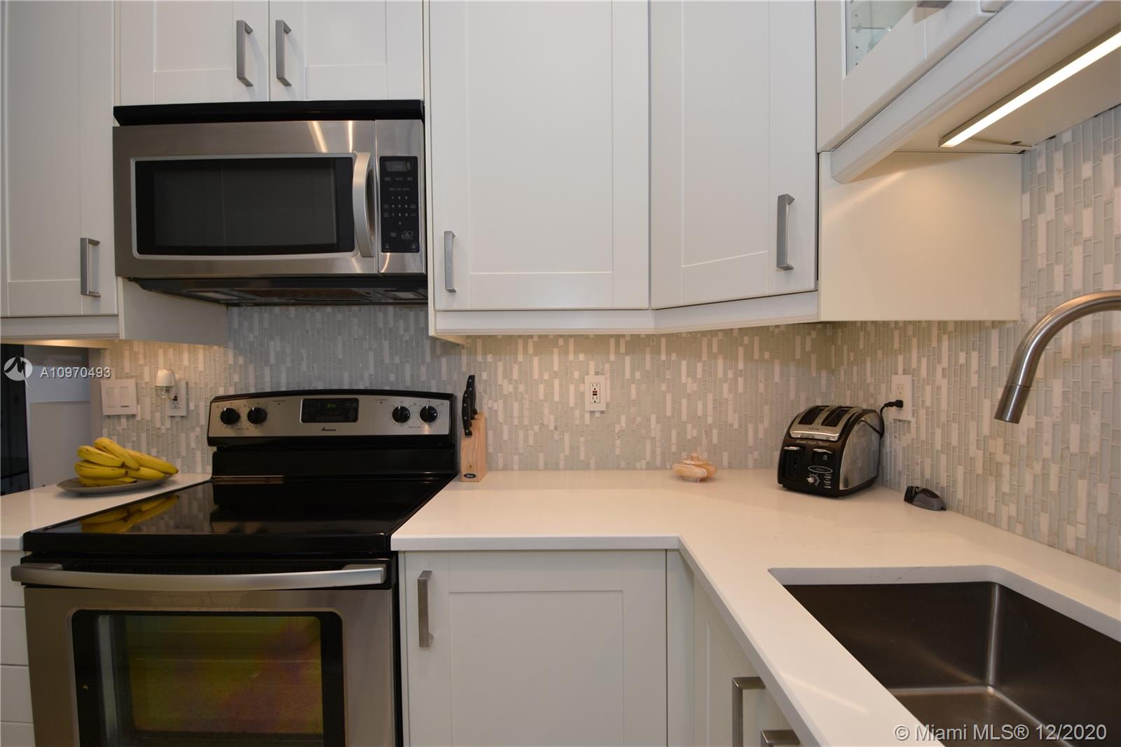 See details / 1725 sq. ft. $ 2020-12-12 0 Photo