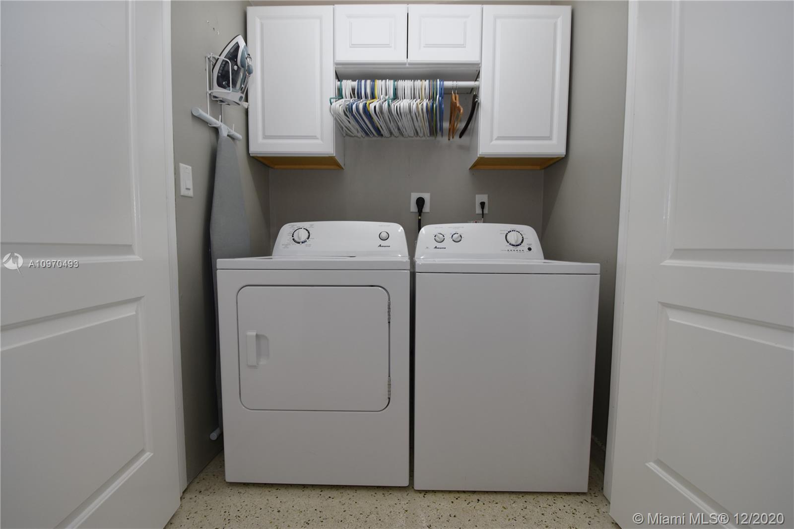 See details / 1725 sq. ft. $ 2020-12-12 0 Photo
