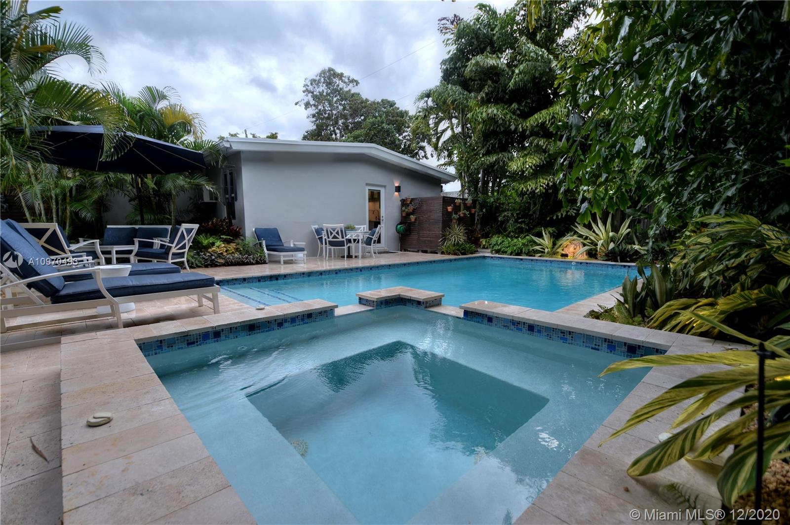 See details / 1725 sq. ft. $ 2020-12-12 0 Photo