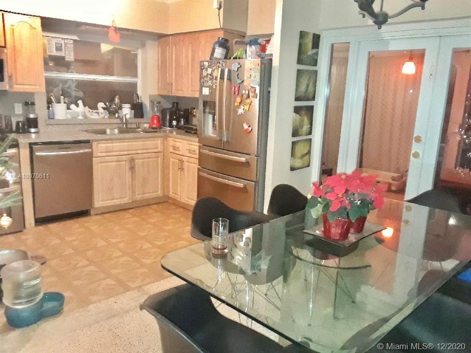 See details / 2355 sq. ft. $ 2021-01-04 0 Photo