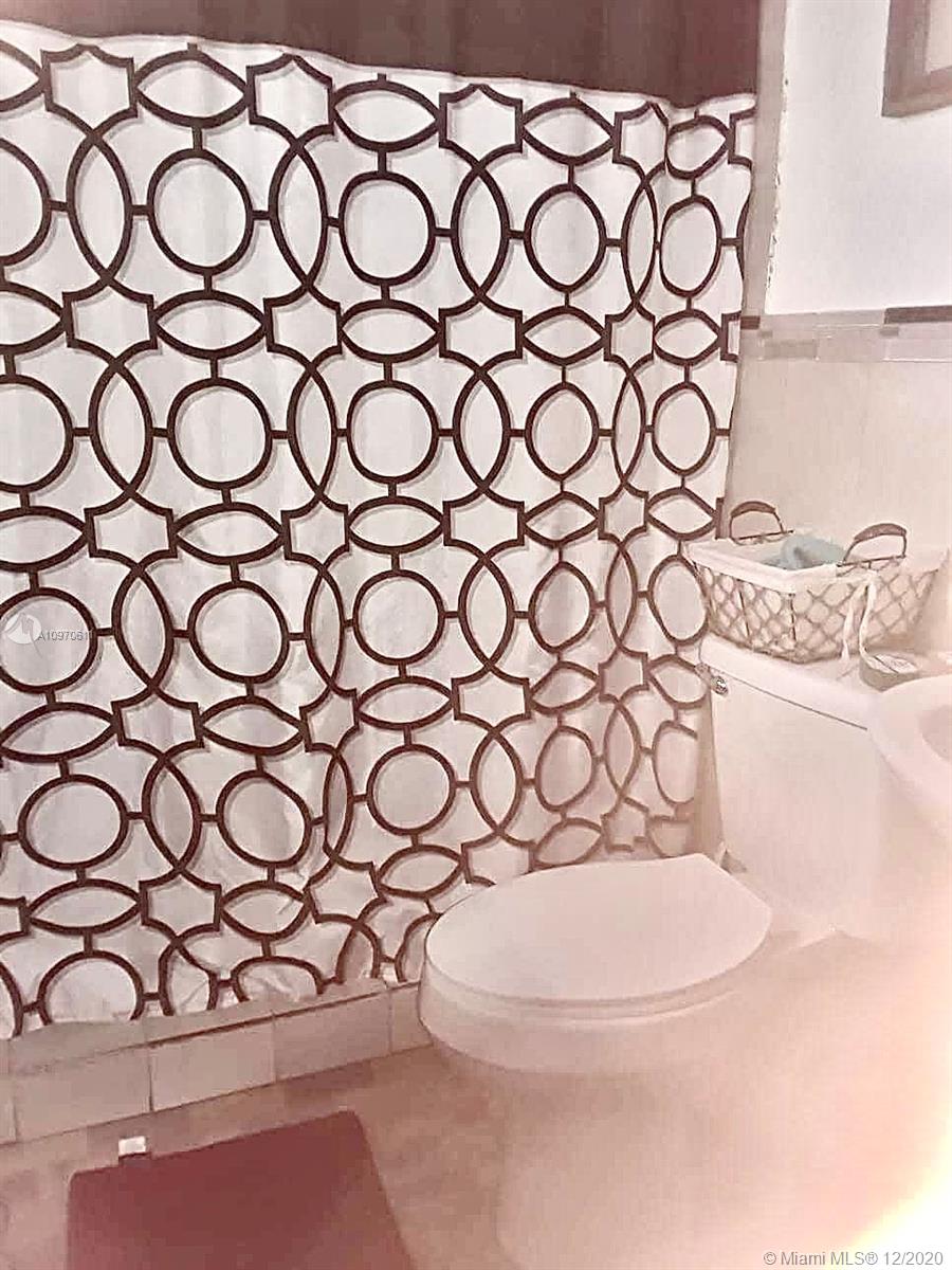 See details / 2355 sq. ft. $ 2021-01-04 0 Photo
