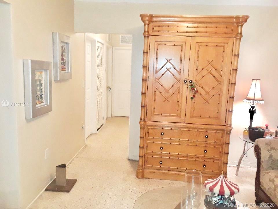 See details / 2355 sq. ft. $ 2021-01-04 0 Photo