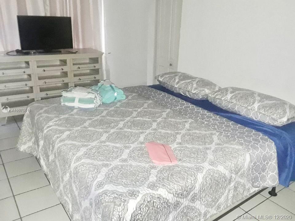 See details / 2355 sq. ft. $ 2021-01-04 0 Photo