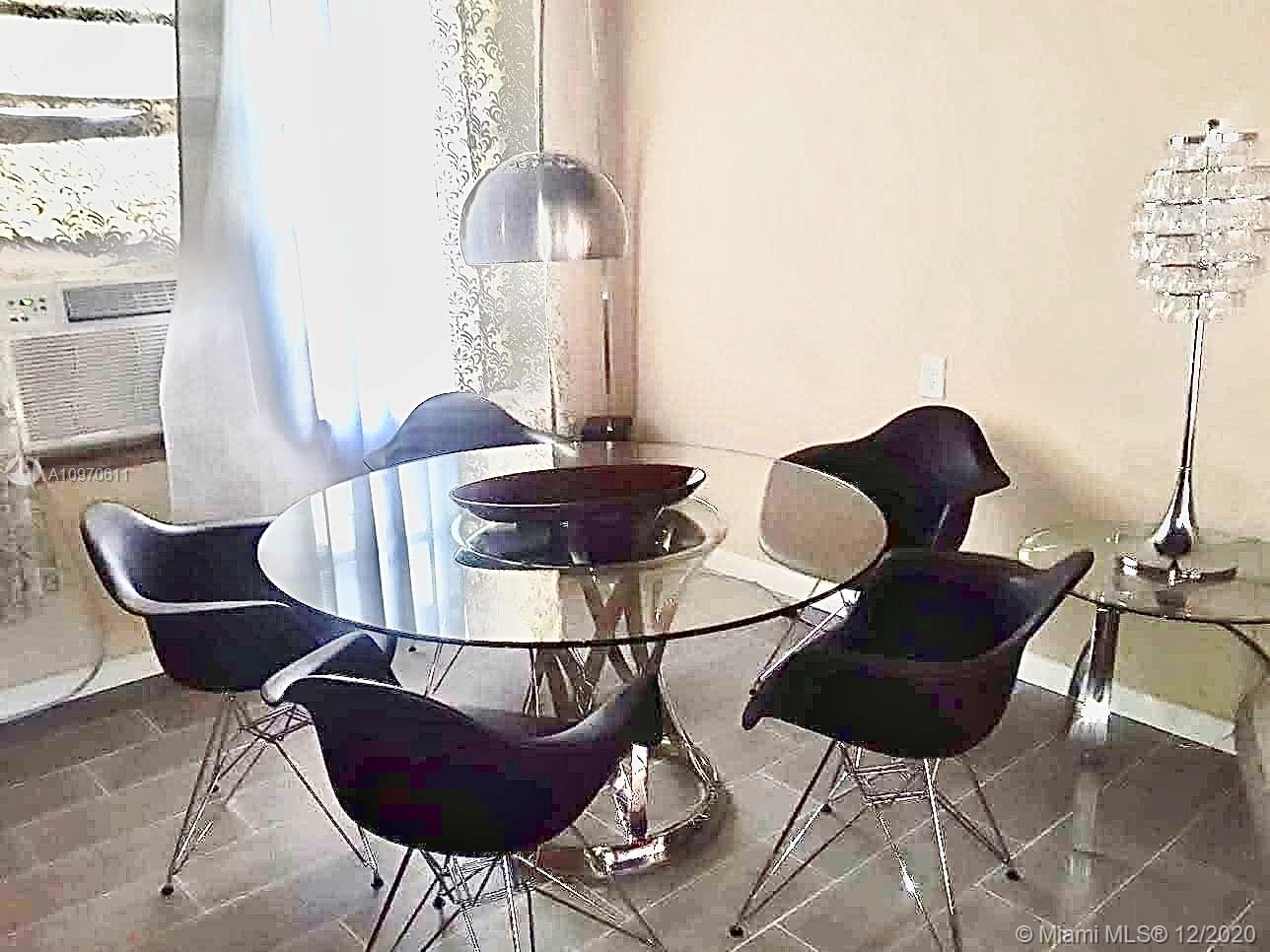 See details / 2355 sq. ft. $ 2021-01-04 0 Photo