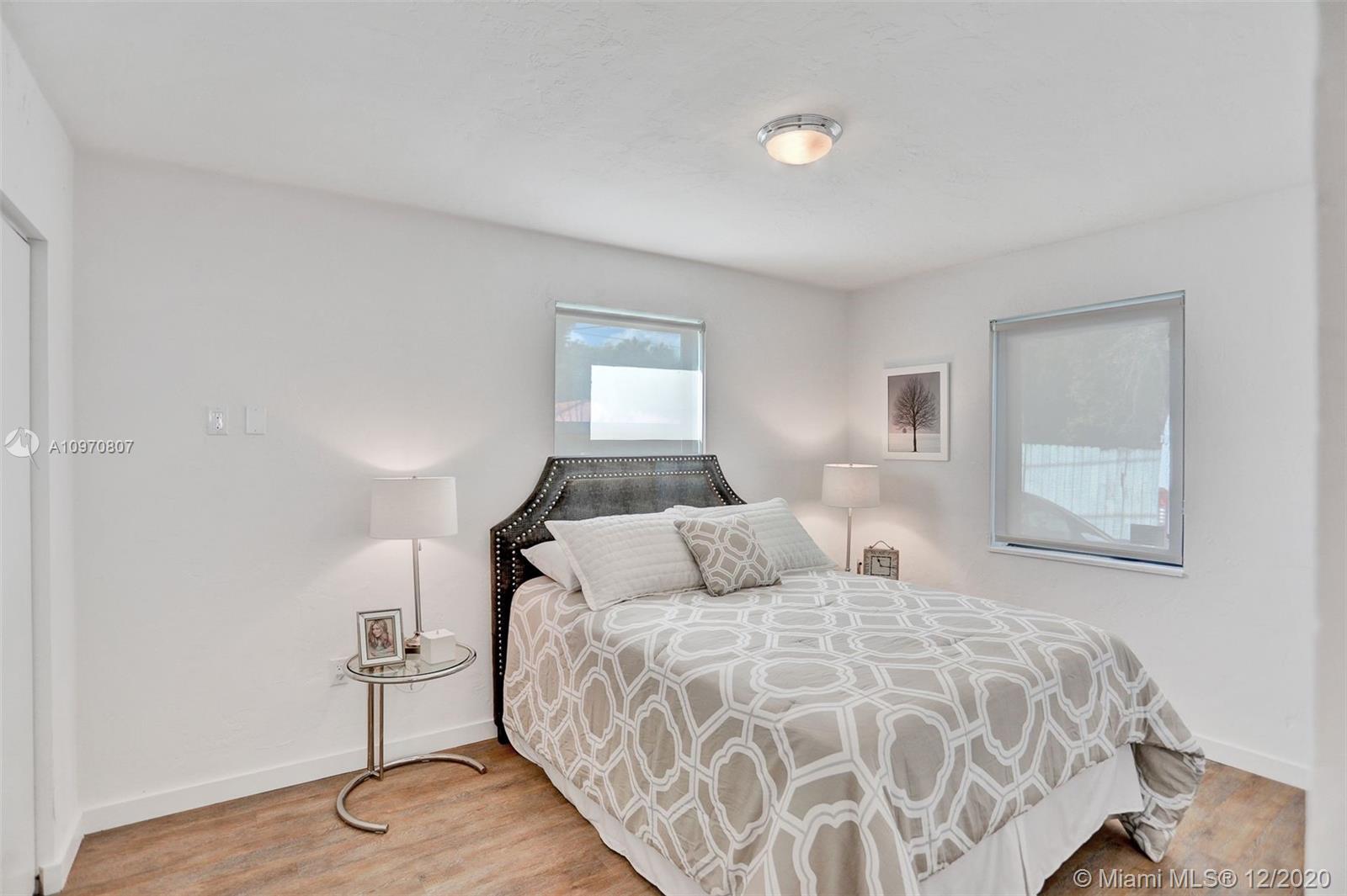 See details / sq. ft. $ 2020-12-14 0 Photo