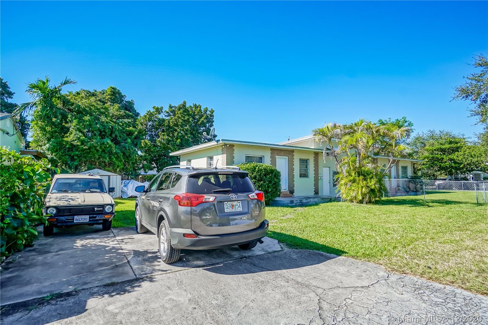 See details / 2376 sq. ft. $ 2020-12-14 0 Photo
