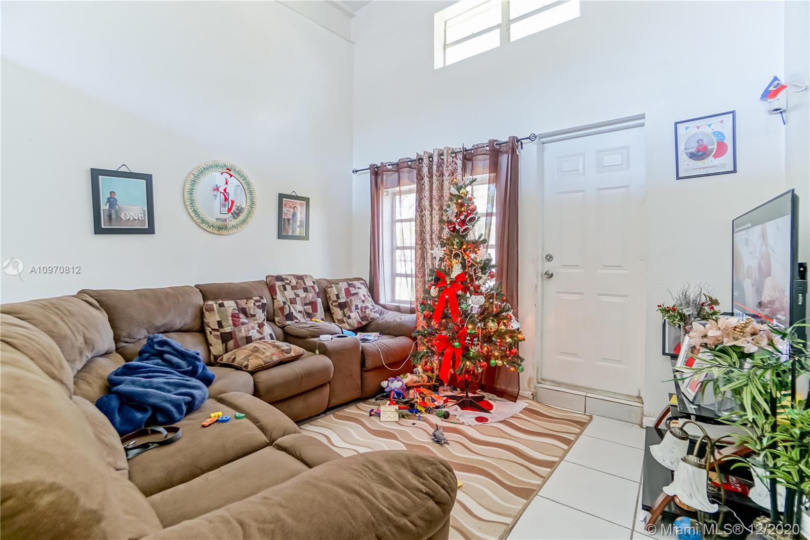 See details / 2376 sq. ft. $ 2020-12-14 0 Photo