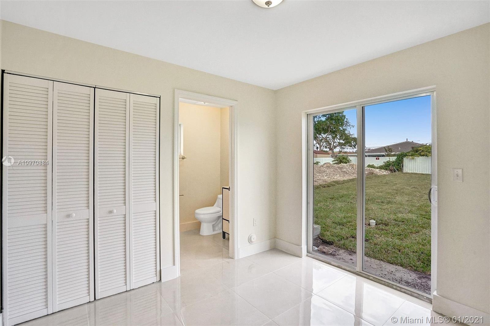 See details / 2428 sq. ft. $ 2020-12-14 0 Photo