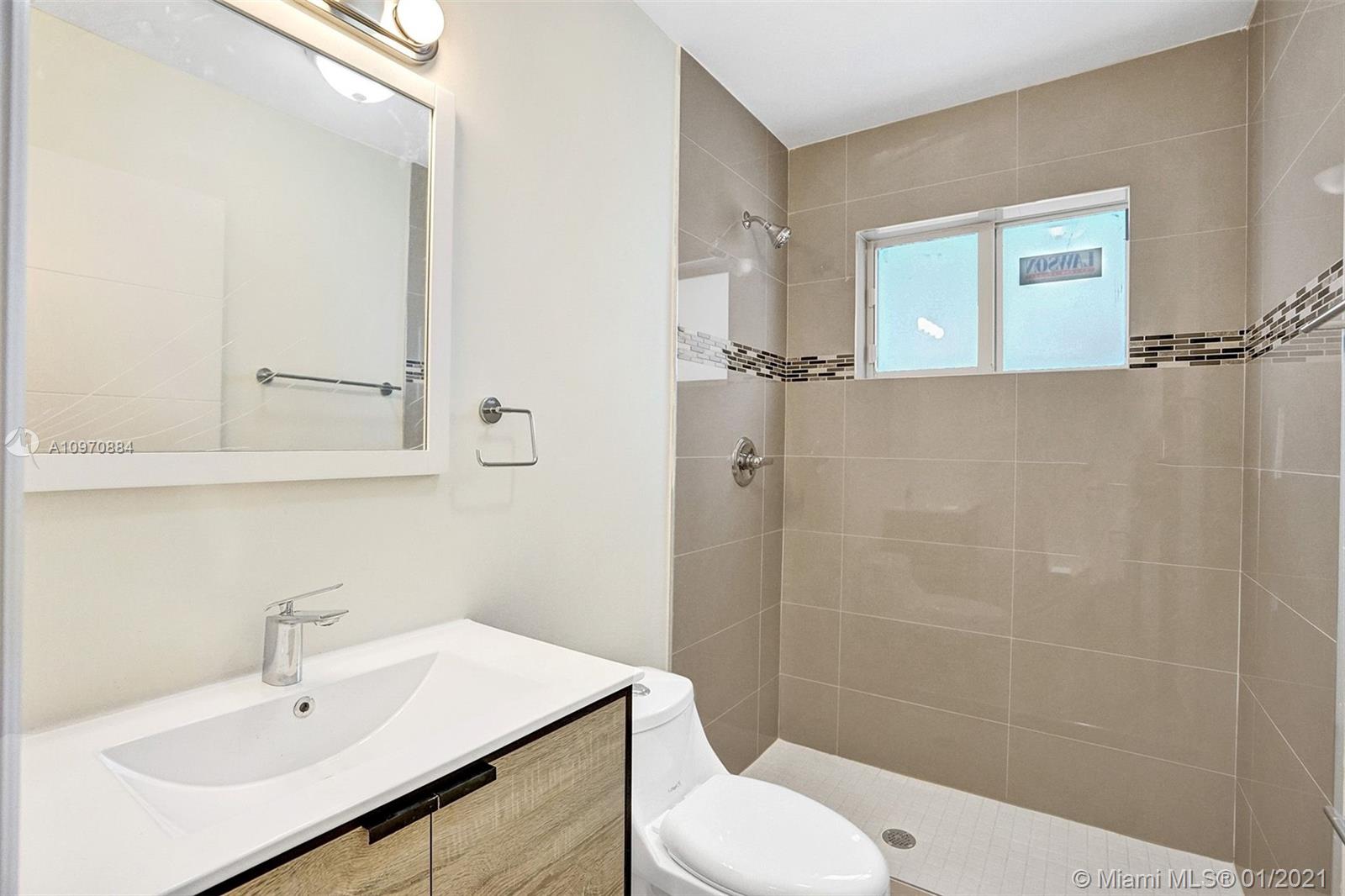 See details / 2428 sq. ft. $ 2020-12-14 0 Photo