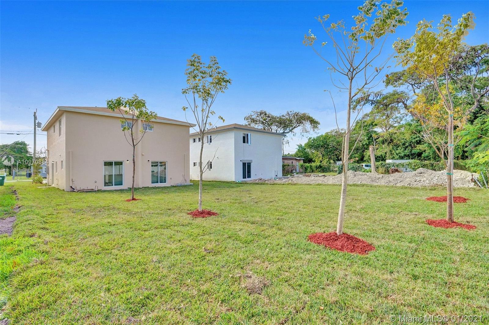 See details / 2428 sq. ft. $ 2020-12-14 0 Photo