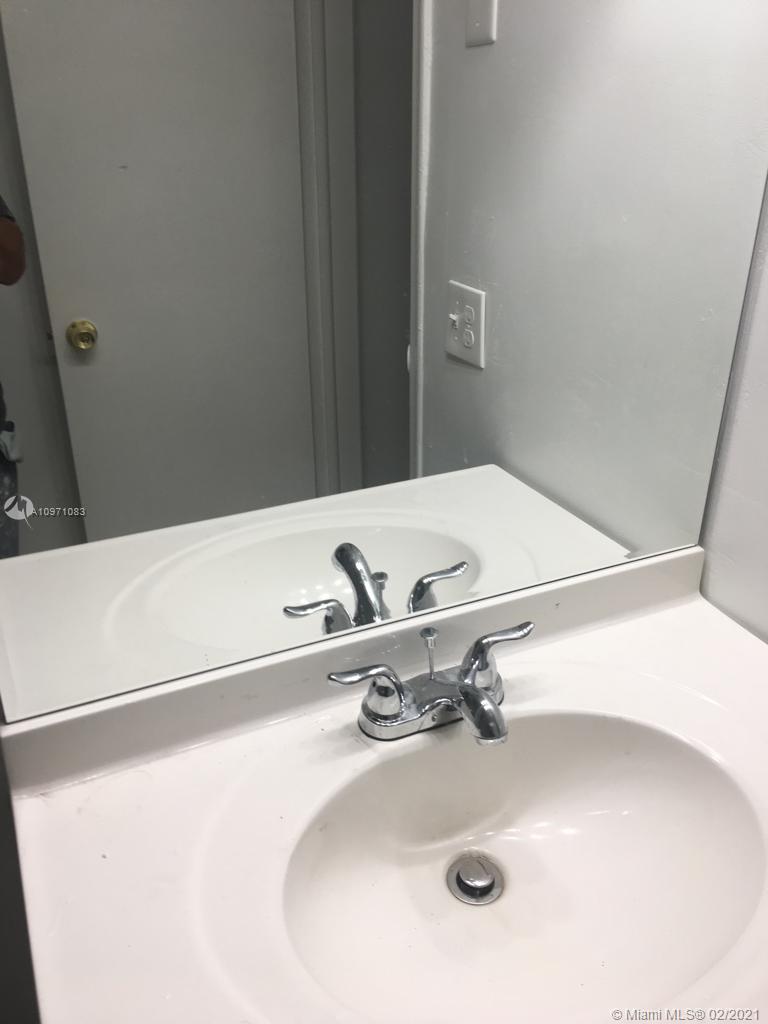 See details / 2383 sq. ft. $ 2021-01-30 0 Photo