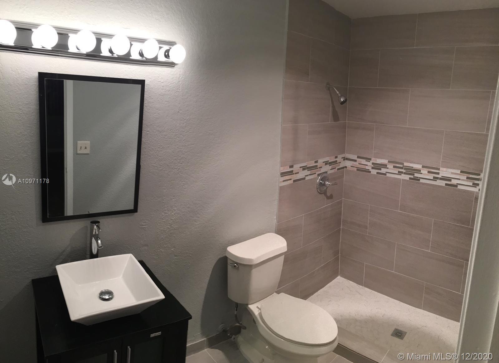 See details / 2505 sq. ft. $ 2020-12-14 0 Photo