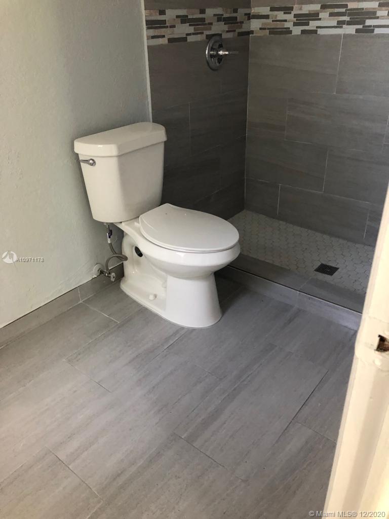 See details / 2505 sq. ft. $ 2020-12-14 0 Photo