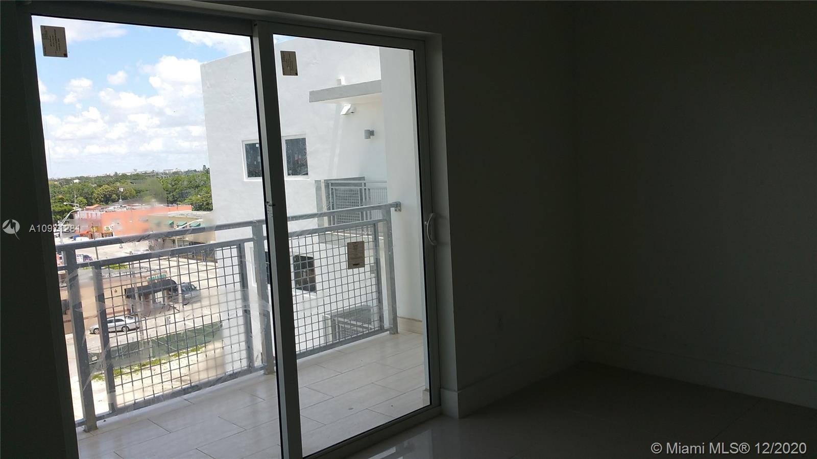 See details / 42801 sq. ft. $ 2021-02-23 0 Photo