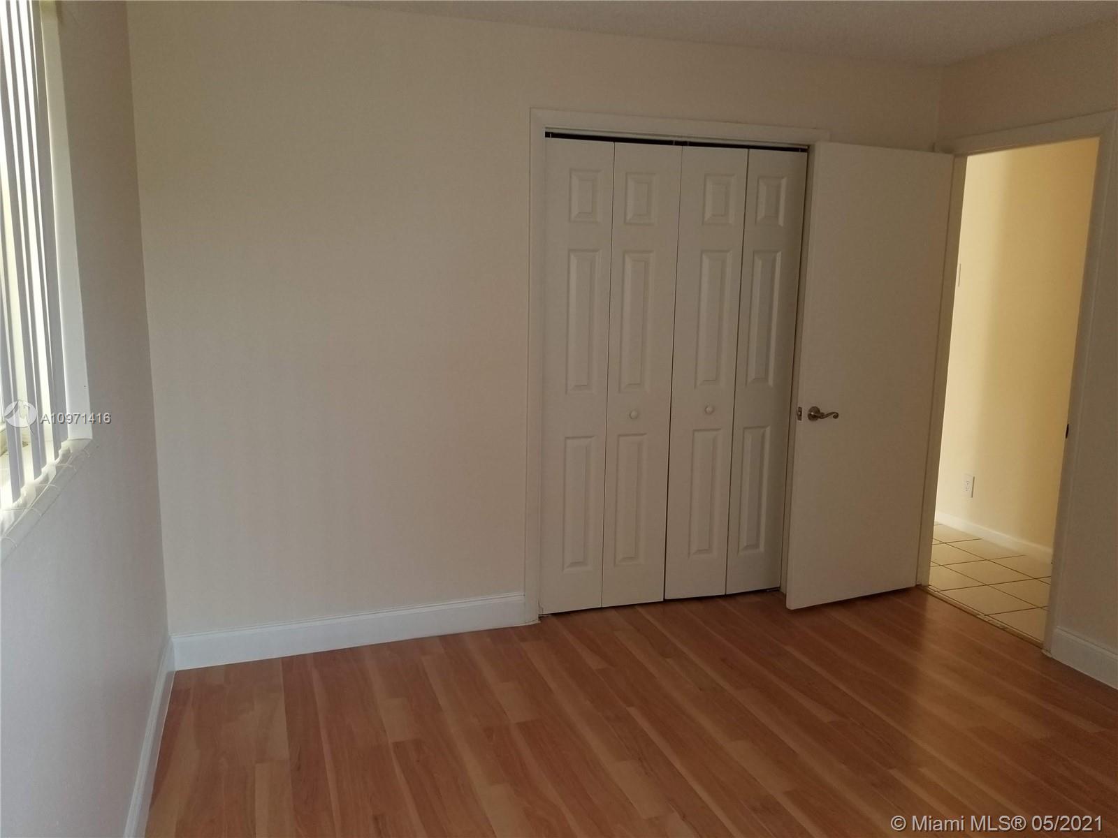 See details / 2004 sq. ft. $ 2021-02-18 0 Photo
