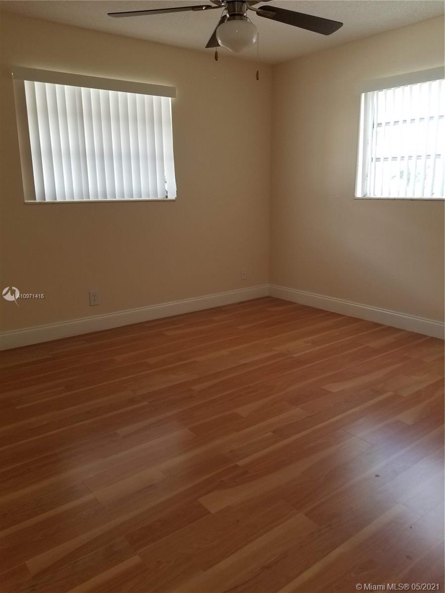See details / 2004 sq. ft. $ 2021-02-18 0 Photo