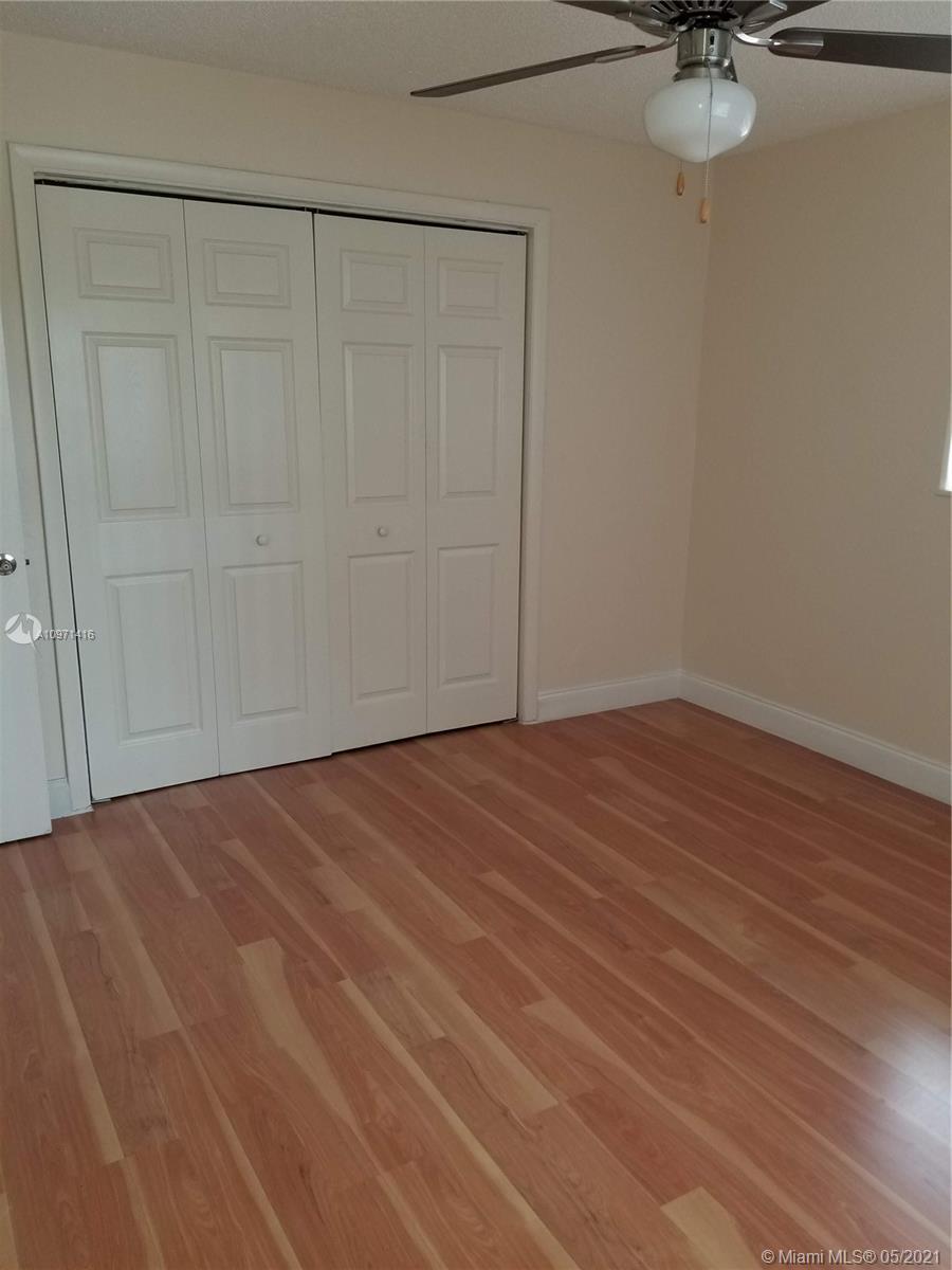 See details / 2004 sq. ft. $ 2021-02-18 0 Photo
