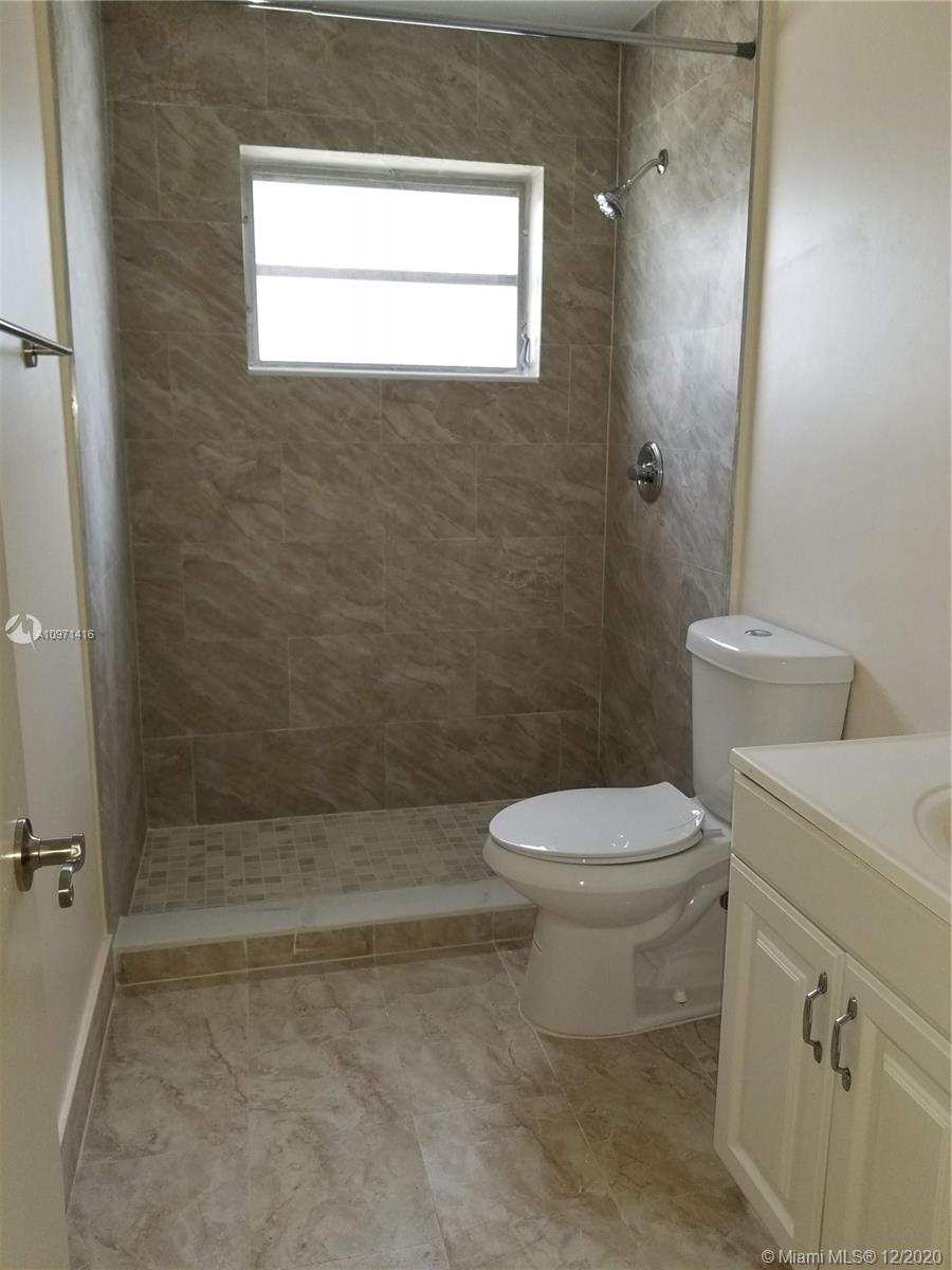 See details / 2004 sq. ft. $ 2021-02-18 0 Photo
