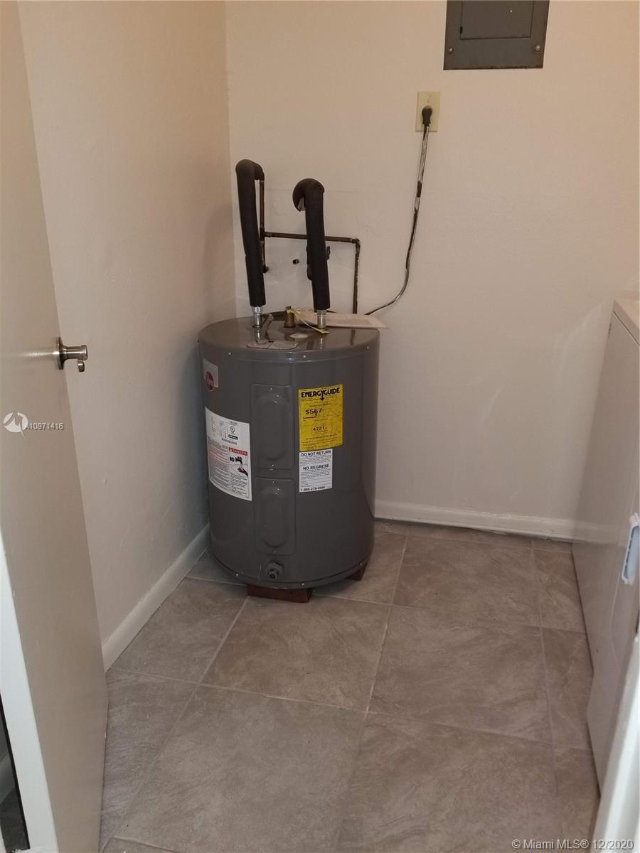 See details / 2004 sq. ft. $ 2021-02-18 0 Photo