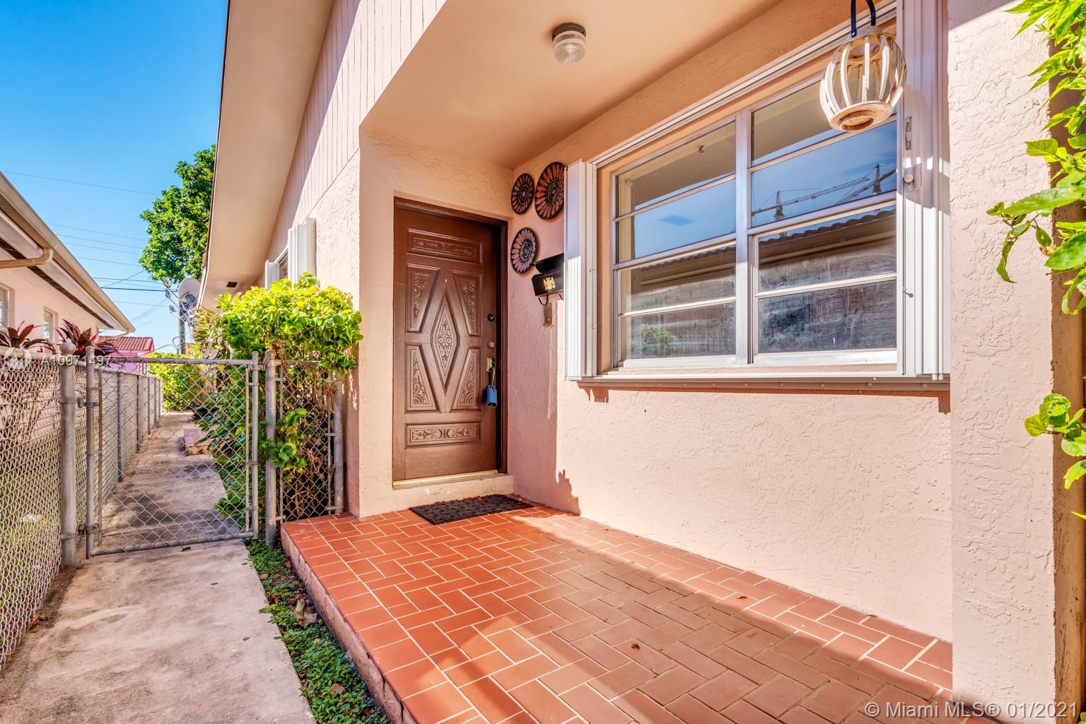 See details / 2984 sq. ft. $ 2020-12-15 0 Photo