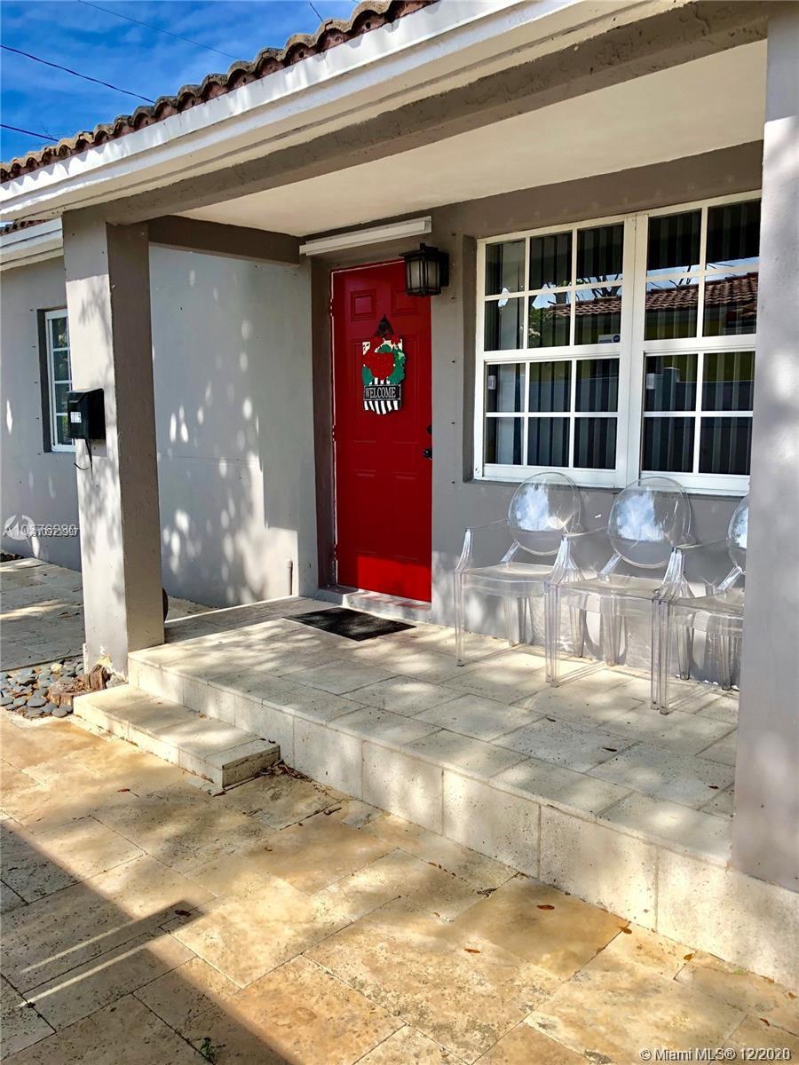 See details / 1500 sq. ft. $ 2020-12-16 0 Photo