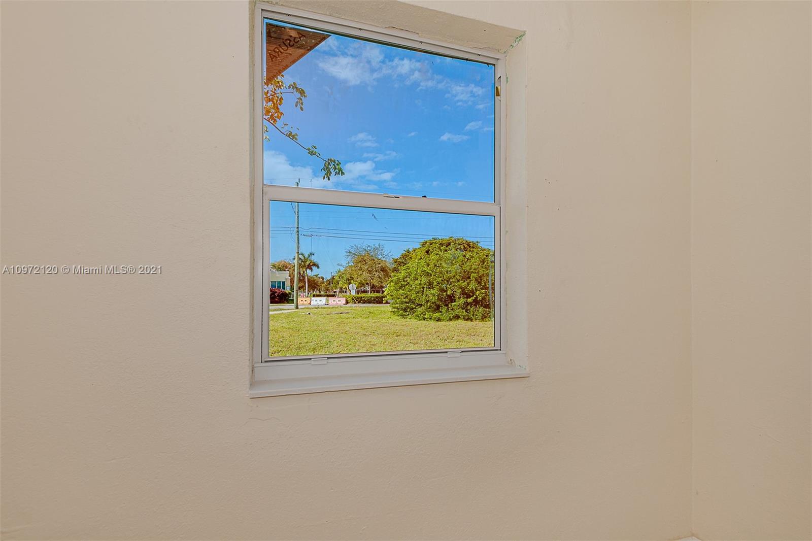 See details / 1113 sq. ft. $ 2020-12-16 0 Photo