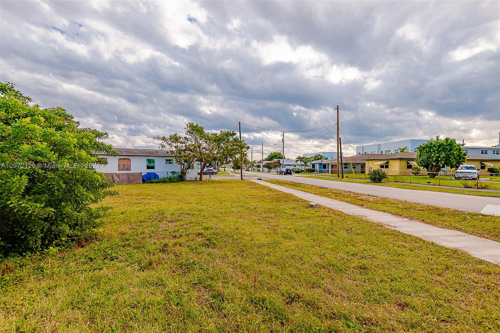 See details / 1113 sq. ft. $ 2020-12-16 0 Photo