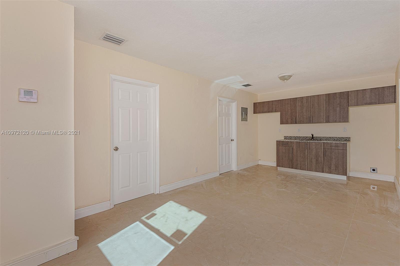See details / 1113 sq. ft. $ 2020-12-16 0 Photo
