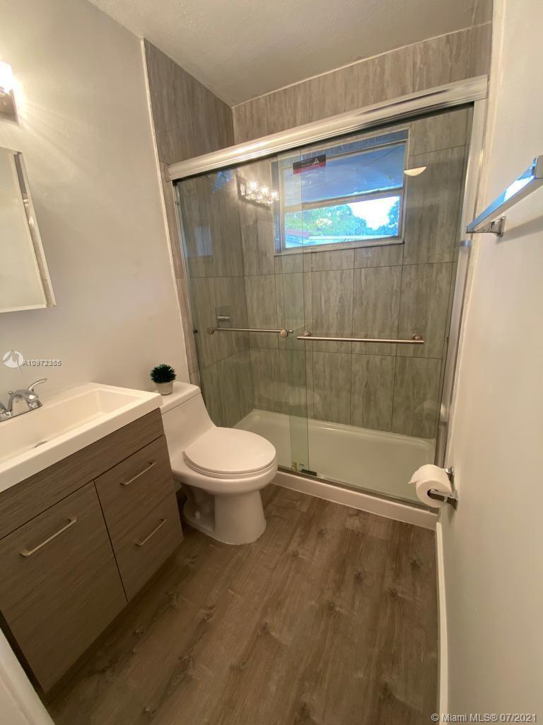 See details / 1575 sq. ft. $ 2020-12-17 0 Photo