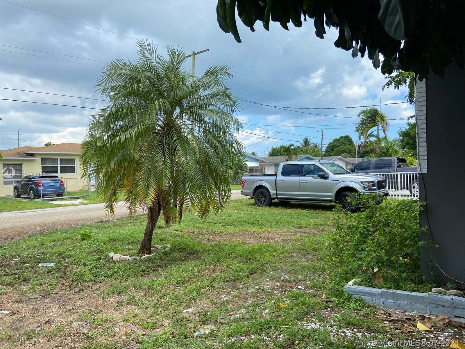 See details / 1575 sq. ft. $ 2020-12-17 0 Photo