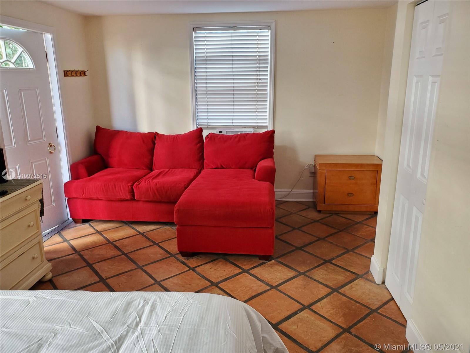 See details / sq. ft. $ 2020-12-17 0 Photo