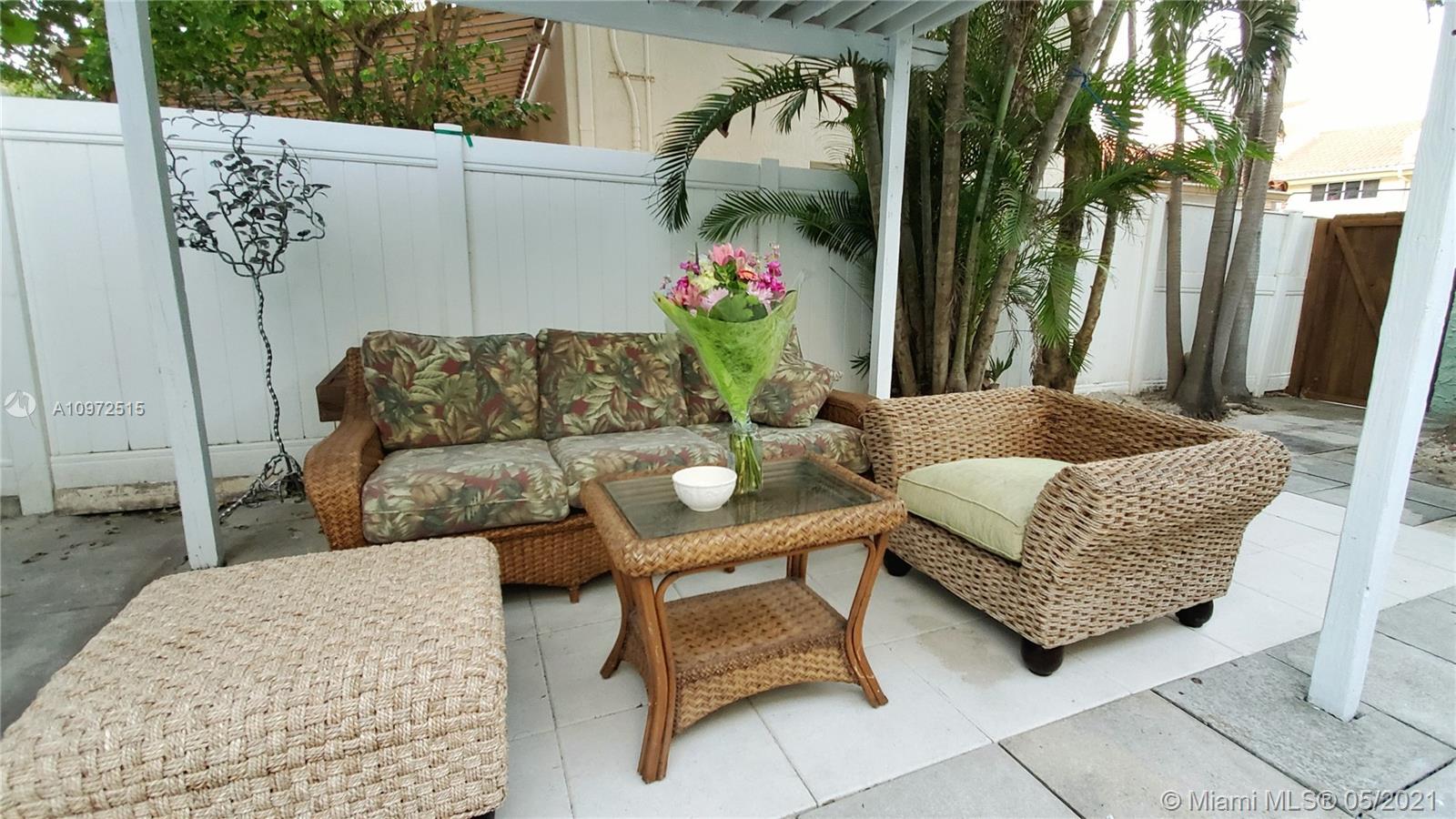 See details / sq. ft. $ 2020-12-17 0 Photo