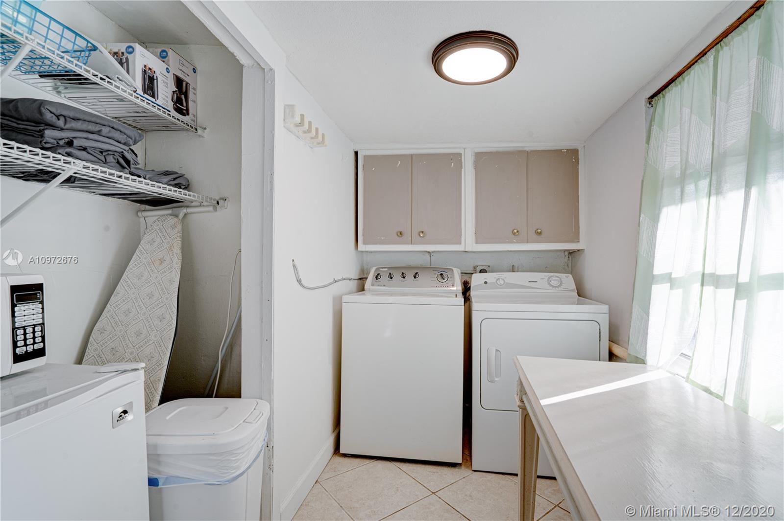 See details / 1900 sq. ft. $ 2021-02-01 0 Photo