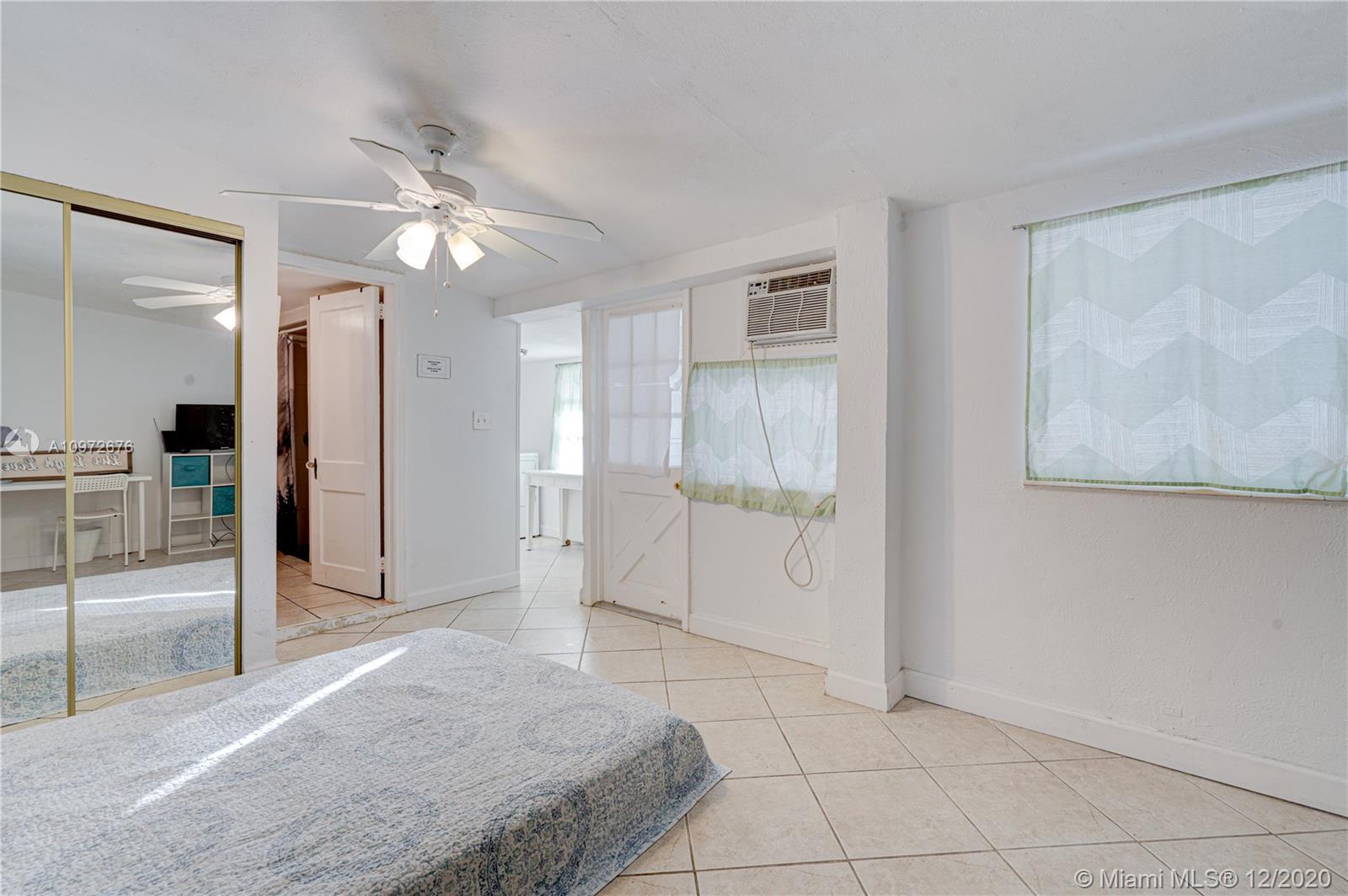 See details / 1900 sq. ft. $ 2021-02-01 0 Photo