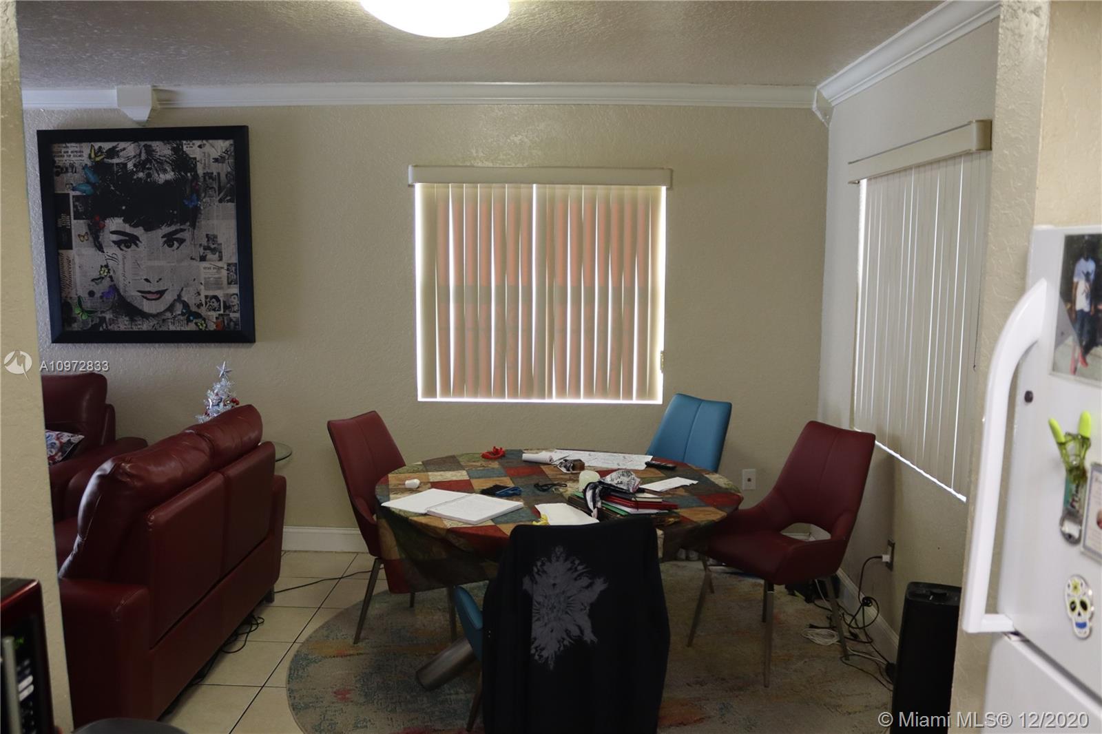 See details / 2100 sq. ft. $ 2020-12-17 0 Photo