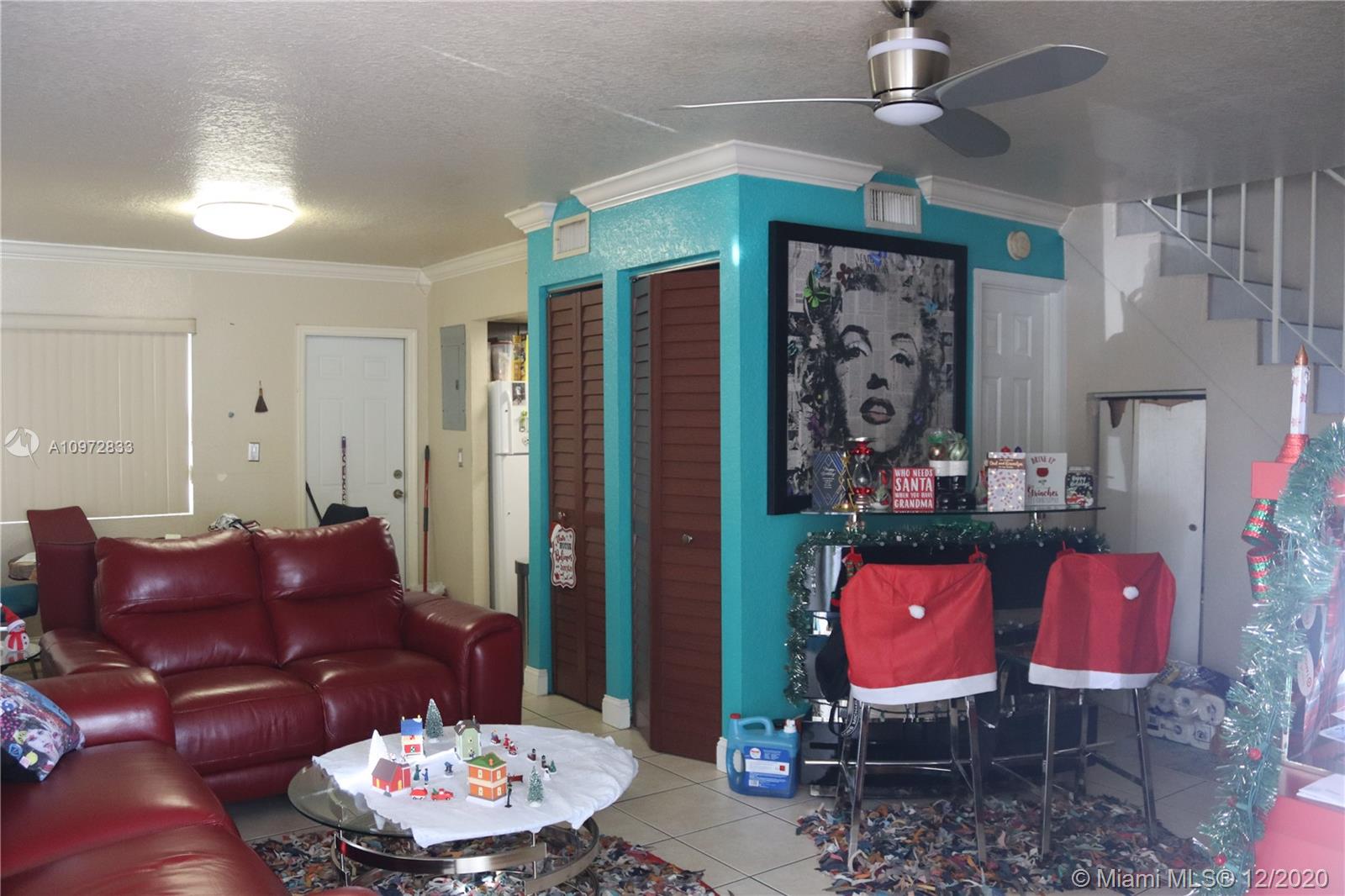 See details / 2100 sq. ft. $ 2020-12-17 0 Photo
