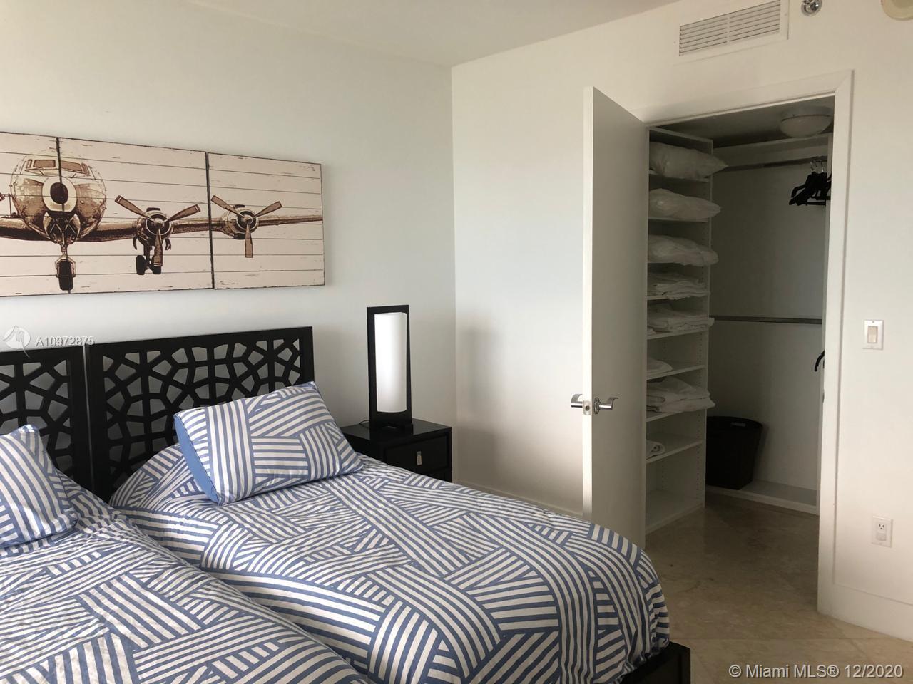 Ver detalles 5003 3 / 3 1733 sq. ft. $ 2021-01-15 0 foto