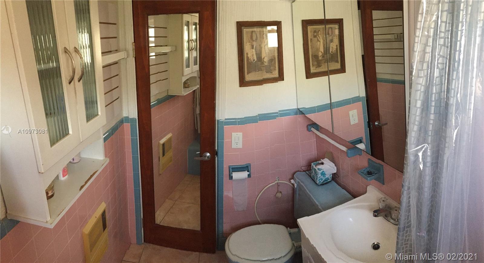 See details / 1672 sq. ft. $ 2020-12-21 0 Photo