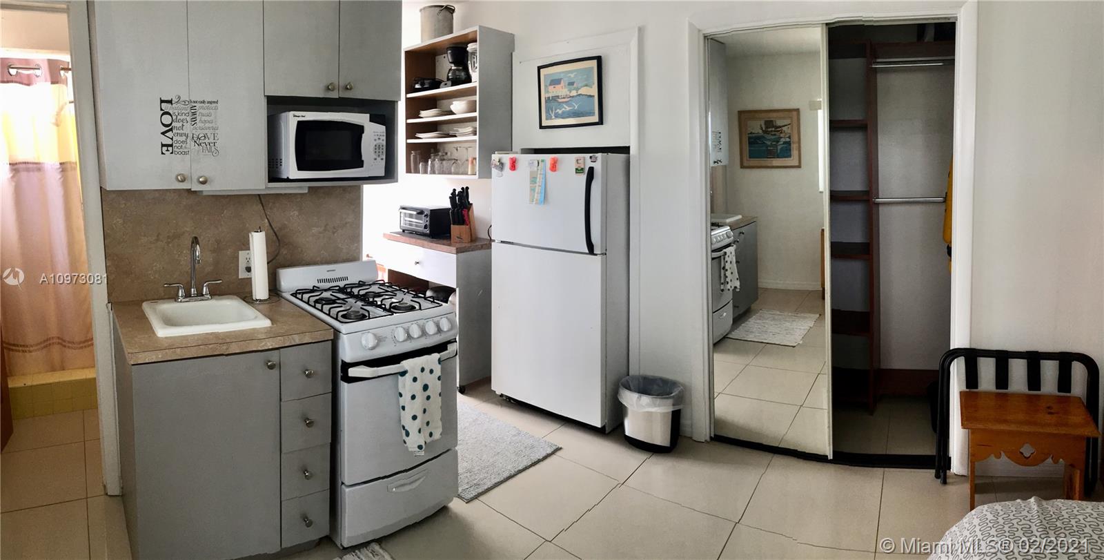 See details / 1672 sq. ft. $ 2020-12-21 0 Photo