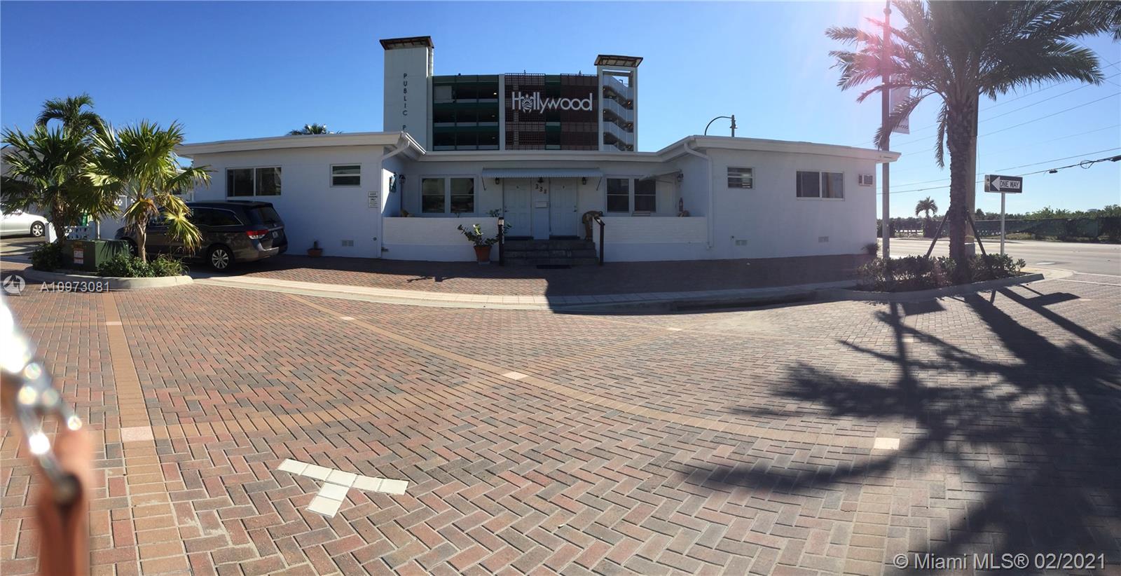 See details / 1672 sq. ft. $ 2020-12-21 0 Photo