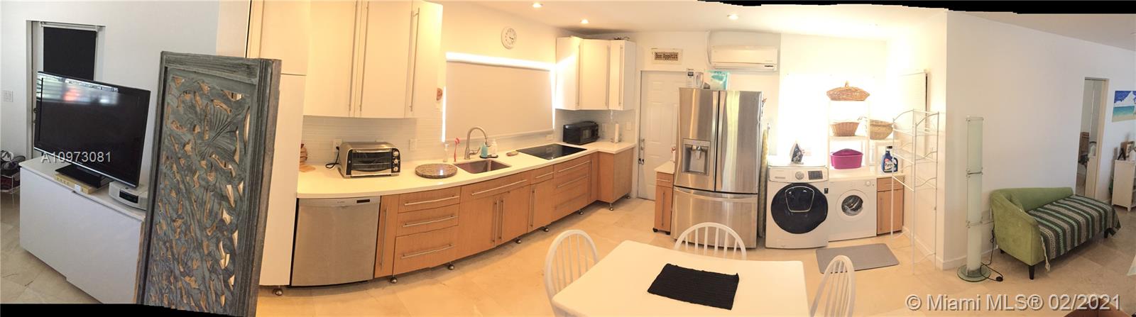 See details / 1672 sq. ft. $ 2020-12-21 0 Photo