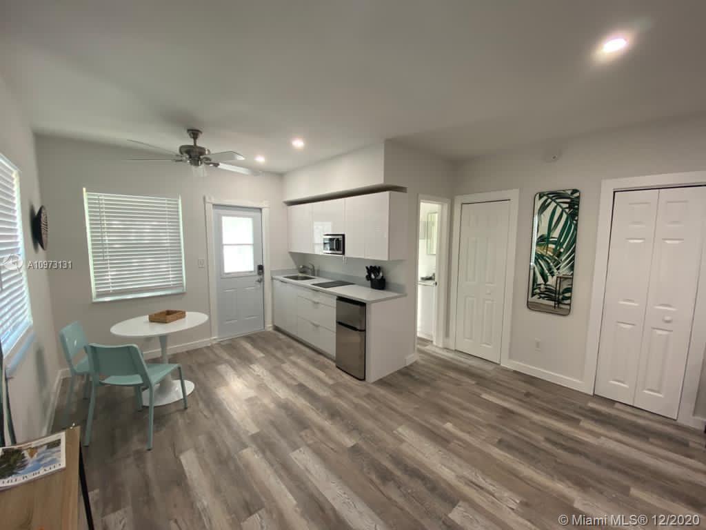 See details / 1713 sq. ft. $ 2021-02-25 0 Photo