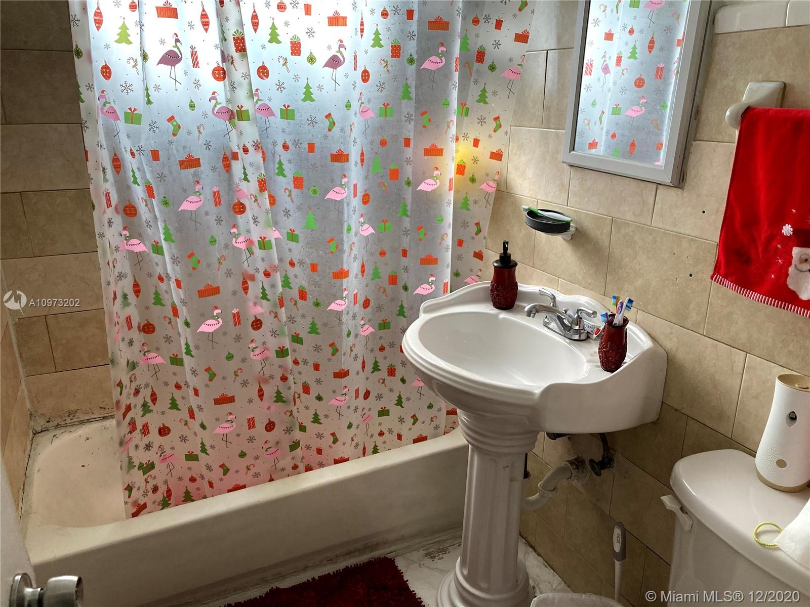 See details / 1430 sq. ft. $ 2021-01-29 0 Photo
