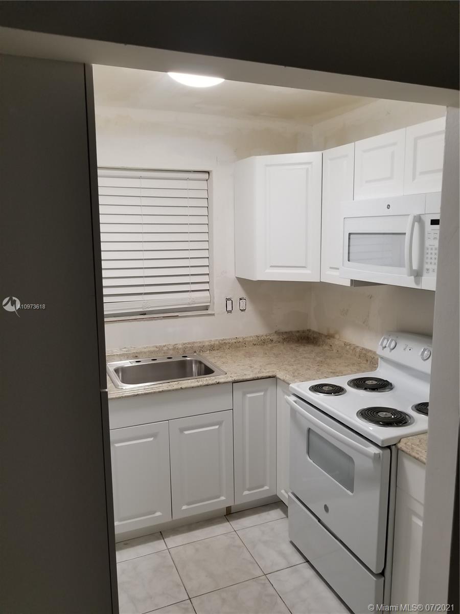 See details / 2100 sq. ft. $ 2021-04-14 0 Photo