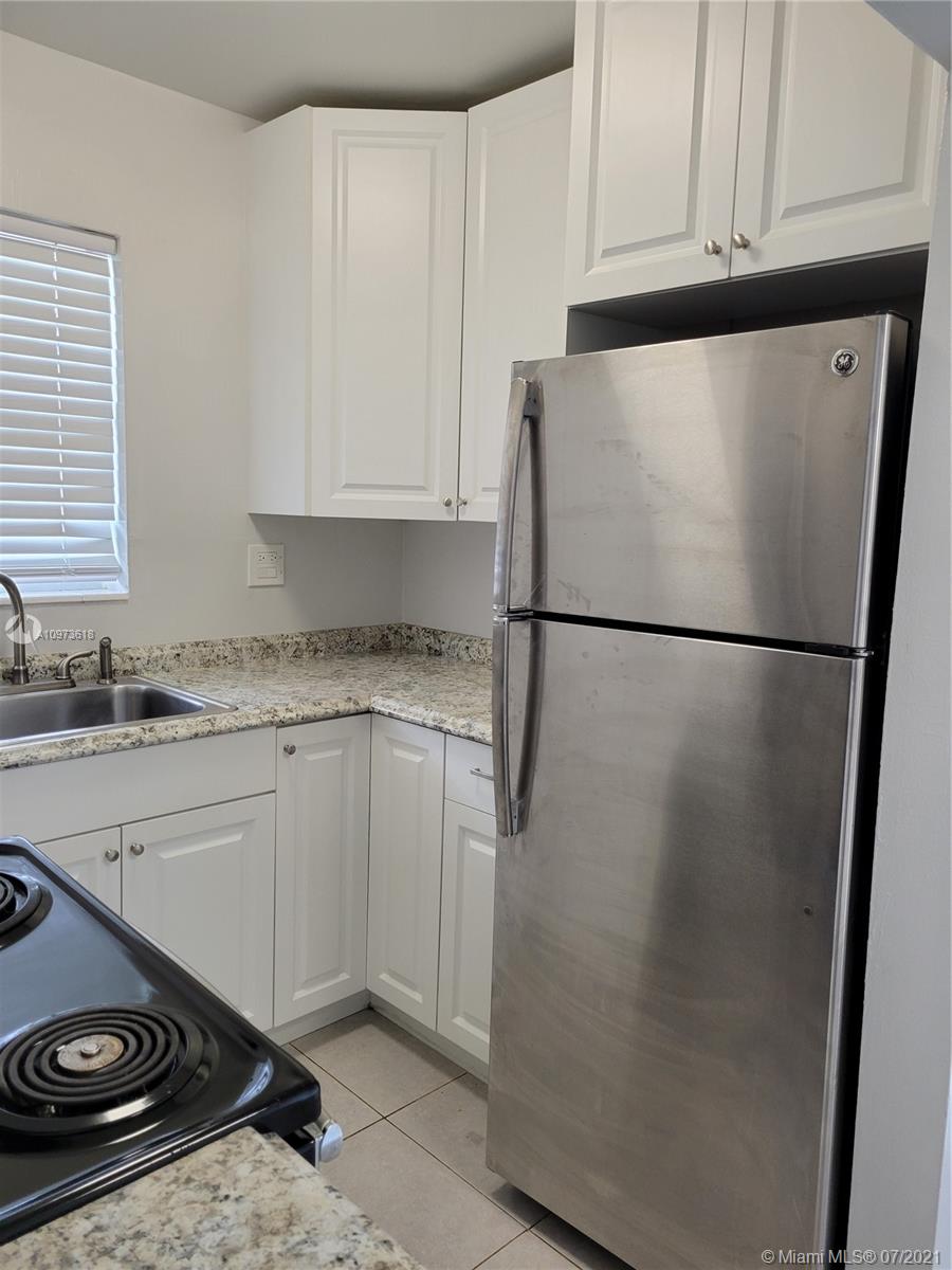 See details / 2100 sq. ft. $ 2021-04-14 0 Photo