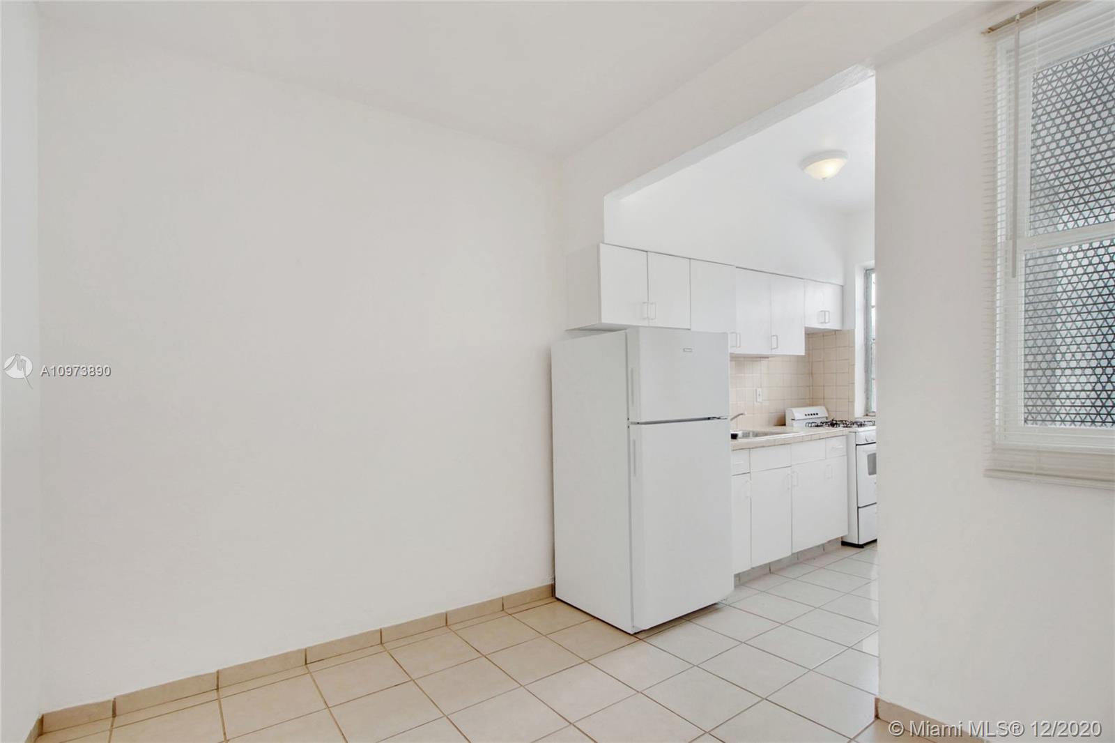 See details / 7067 sq. ft. $ 2020-12-21 0 Photo