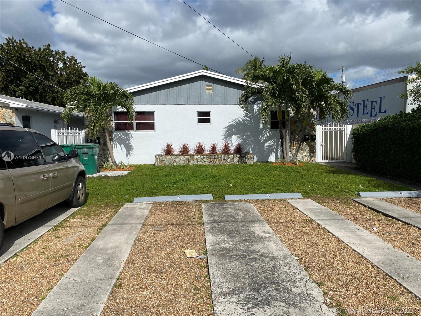 See details / 2403 sq. ft. $ 2020-12-21 0 Photo