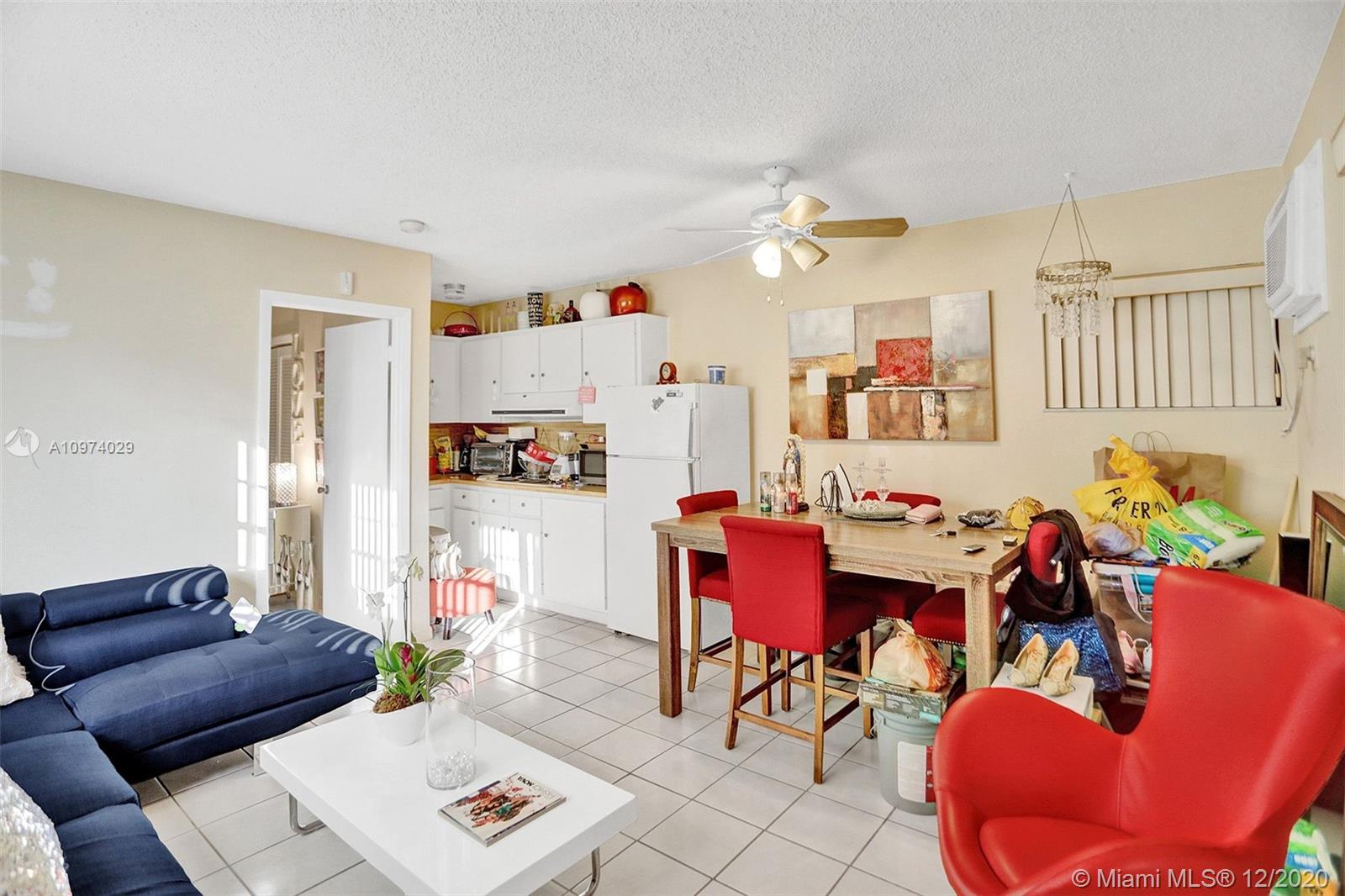 See details / 2833 sq. ft. $ 2020-12-21 0 Photo