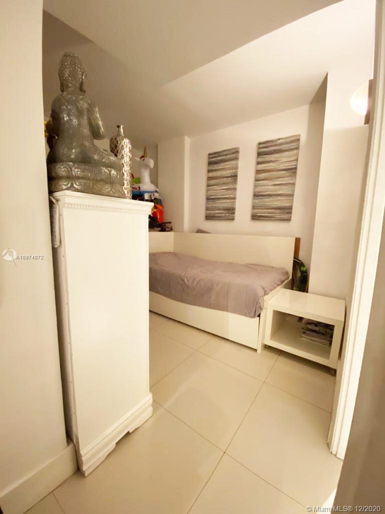 Photo of 19380 Collins Ave #1223, Sunny Isles Beach, Florida, 33160 -