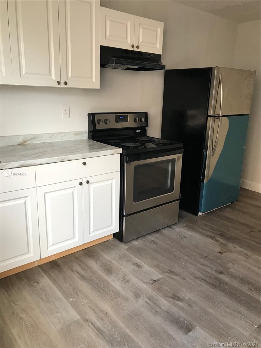 See details / 2822 sq. ft. $ 2021-03-11 0 Photo